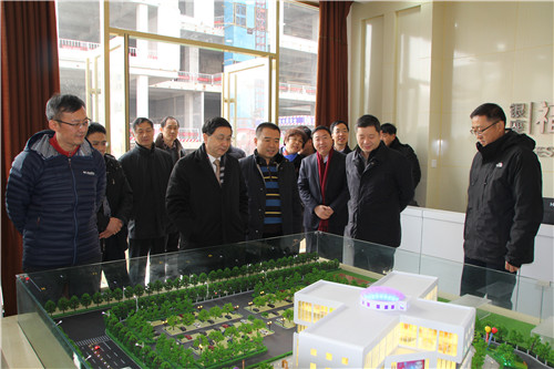 金年金字招牌诚信至上集团承建的福瑞达中心写字楼工程顺利封顶